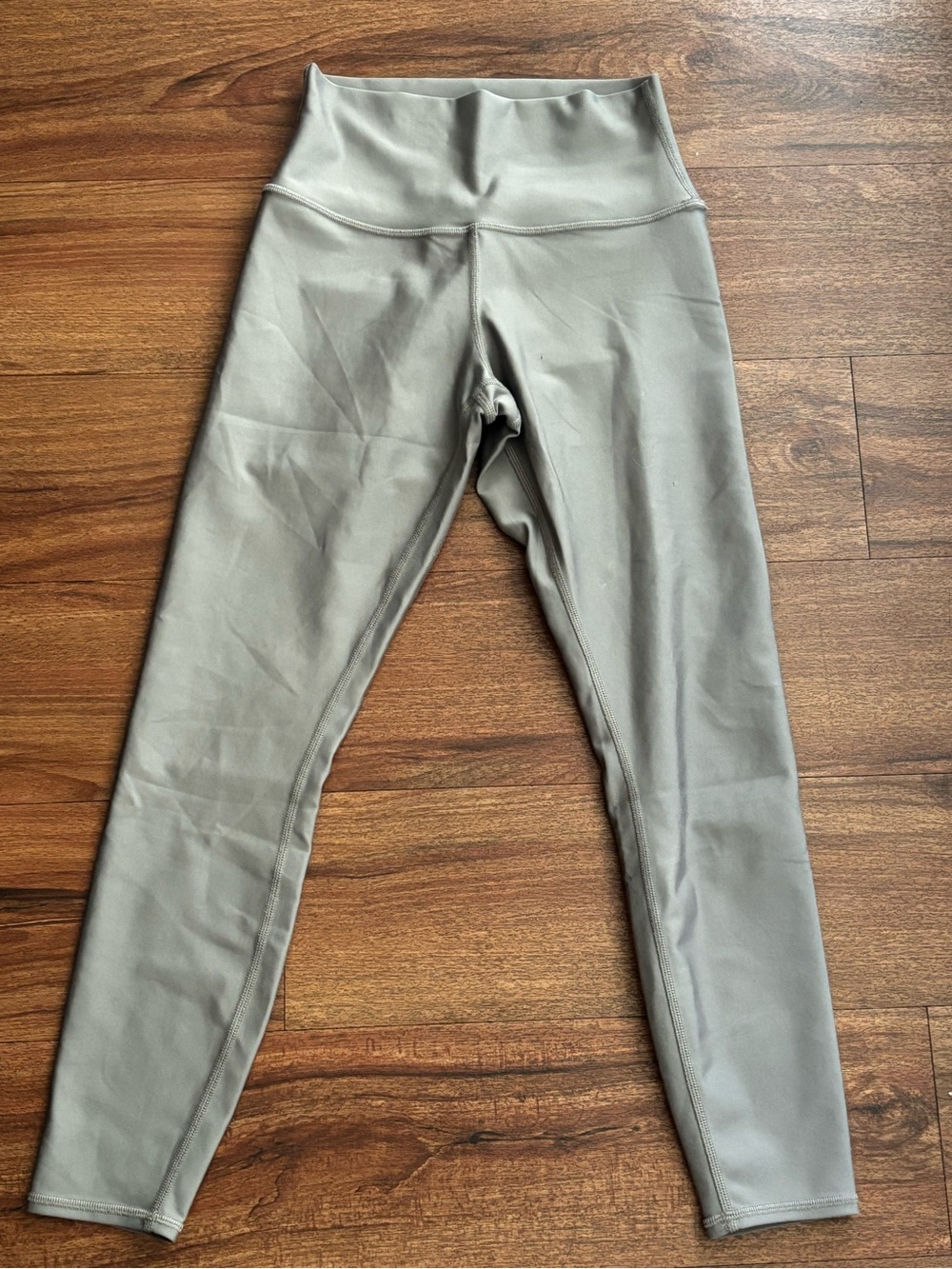 ALO Yoga Women’s Leggings in Light Gray